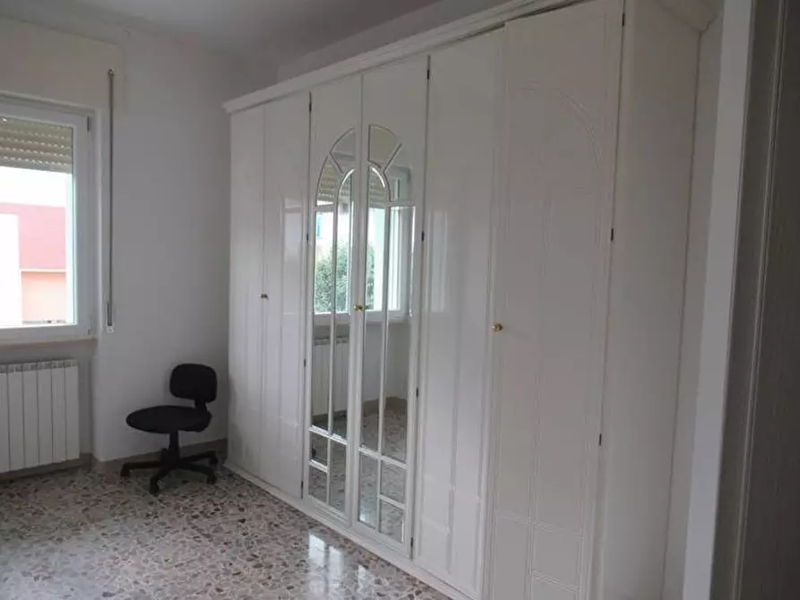 Immagine 8 di Appartamento in affitto  in via parigi a Spoltore