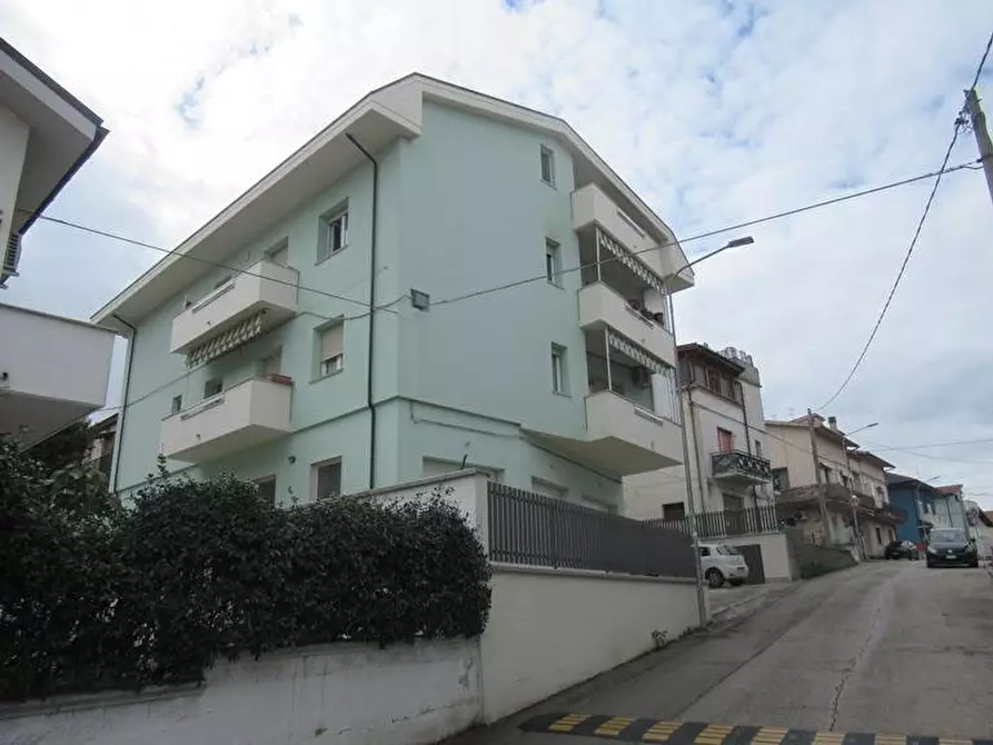 Immagine 17 di Appartamento in affitto  in via parigi a Spoltore