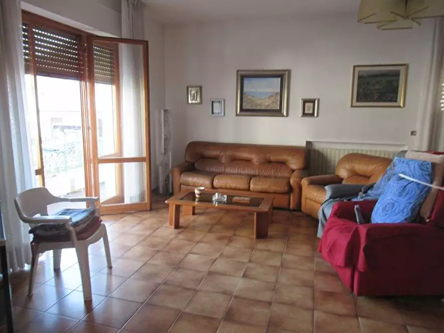 Immagine 10 di Casa semindipendente in vendita  in VIA FONTE ROMANA a Pescara