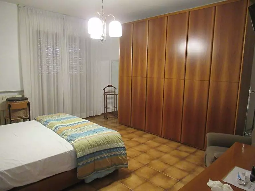 Immagine 23 di Casa semindipendente in vendita  in VIA FONTE ROMANA a Pescara