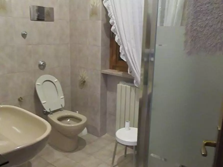 Immagine 28 di Casa semindipendente in vendita  in VIA FONTE ROMANA a Pescara