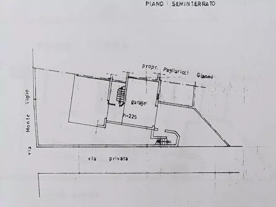 Immagine 45 di Casa semindipendente in vendita  in VIA FONTE ROMANA a Pescara