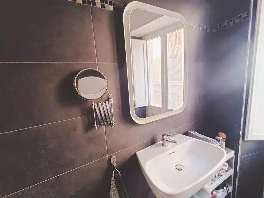 Immagine 31 di Casa semindipendente in vendita  in via del corso 40 a Brittoli