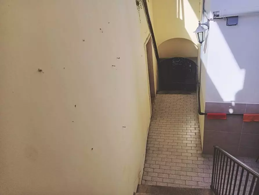 Immagine 50 di Casa semindipendente in vendita  in via del corso 40 a Brittoli