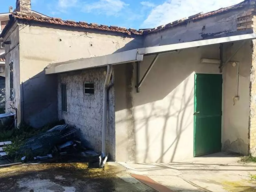 Immagine 4 di Terreno residenziale in vendita  in VIA SALARA VECCHIA a Pescara