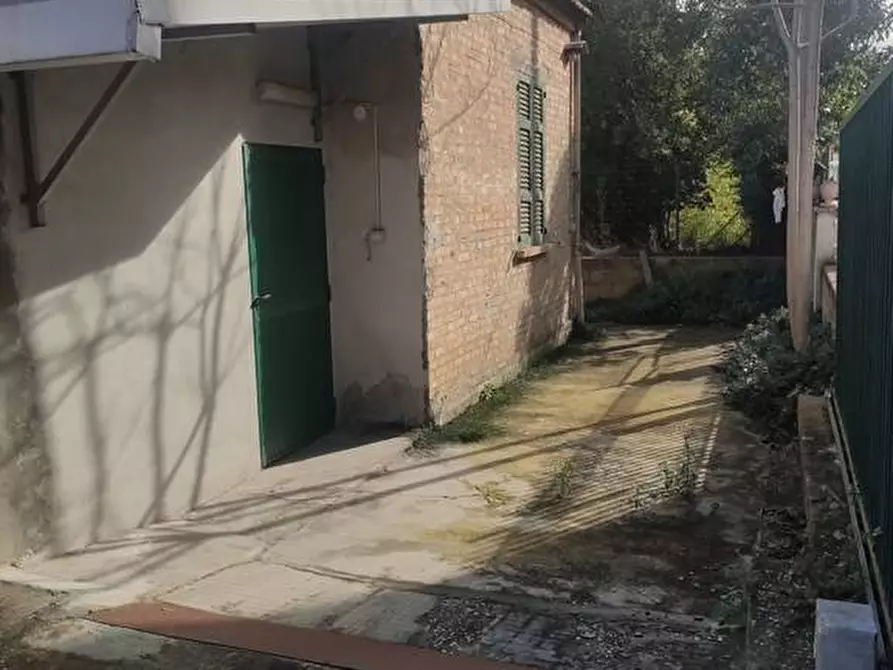 Immagine 5 di Terreno residenziale in vendita  in VIA SALARA VECCHIA a Pescara