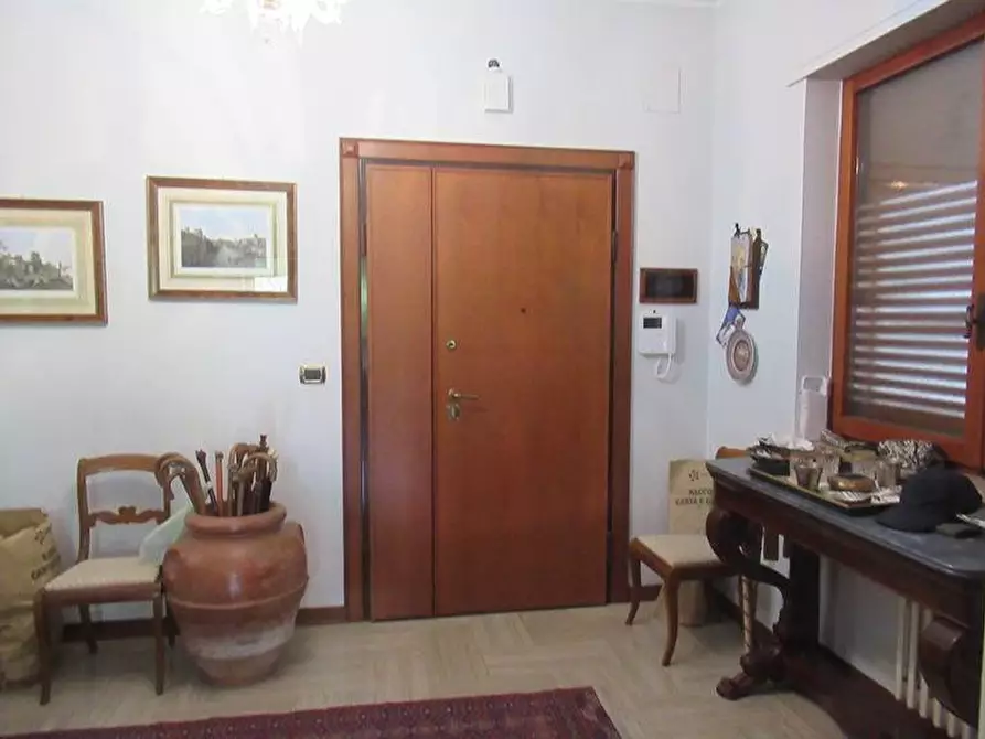 Immagine 13 di Appartamento in affitto  in via gioberti a Pescara