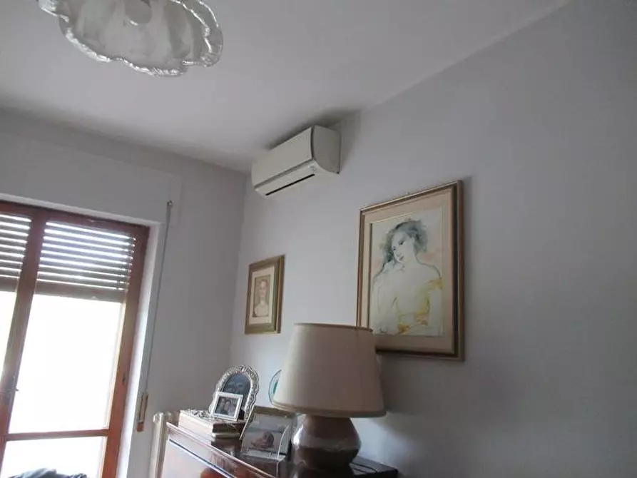 Immagine 29 di Appartamento in affitto  in via gioberti a Pescara