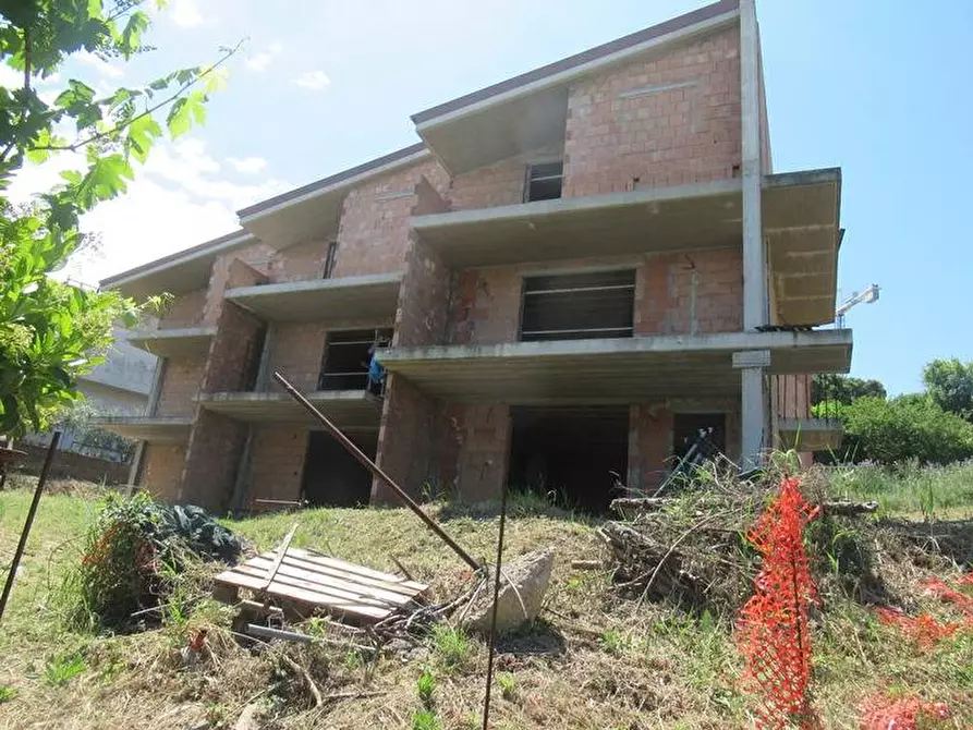 Immagine 2 di Villetta a schiera in vendita  in VIA MONCENISIO a Montesilvano