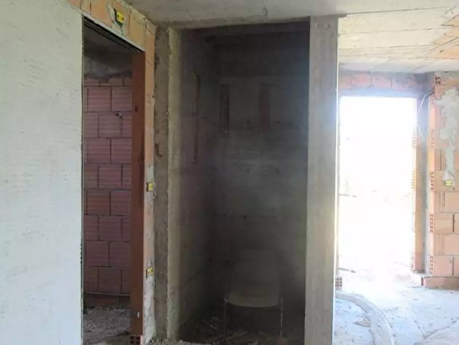 Immagine 9 di Villetta a schiera in vendita  in VIA MONCENISIO a Montesilvano