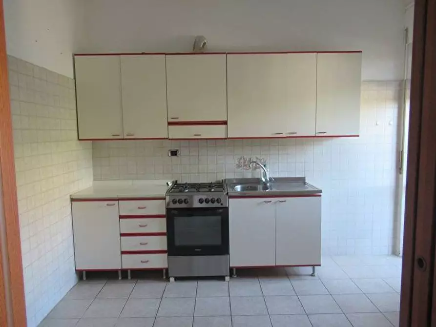 Immagine 5 di Appartamento in affitto  in via gioberti a Pescara