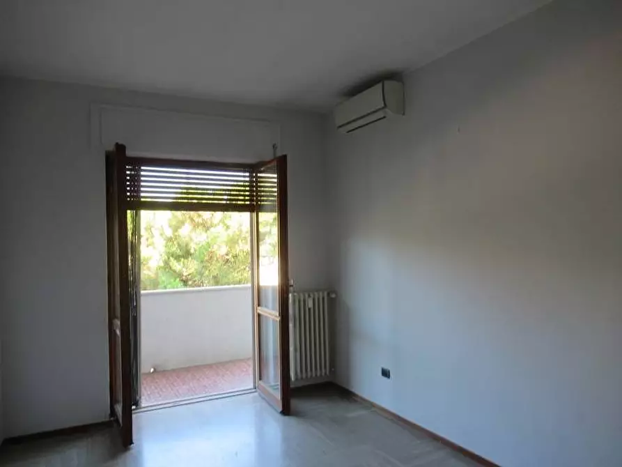 Immagine 15 di Appartamento in affitto  in via gioberti a Pescara
