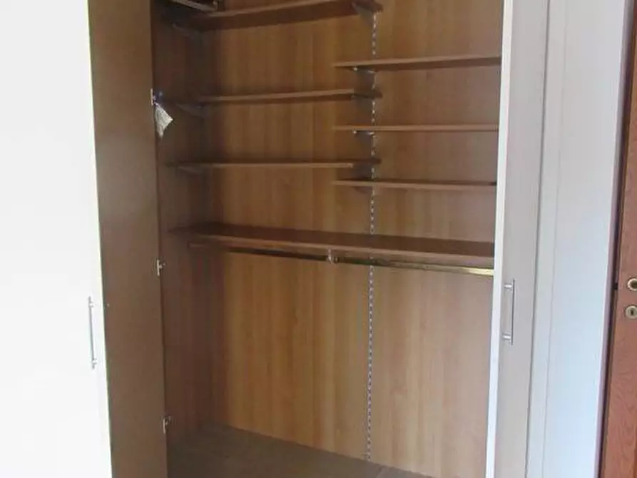 Immagine 19 di Appartamento in affitto  in via gioberti a Pescara