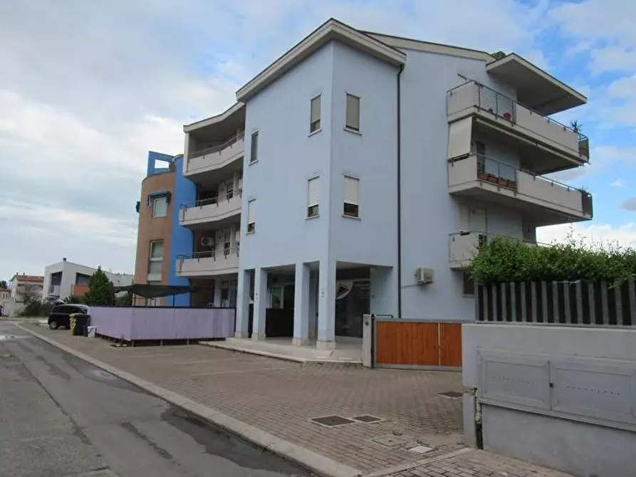 Immagine 1 di Appartamento in vendita  in via tirino a Spoltore