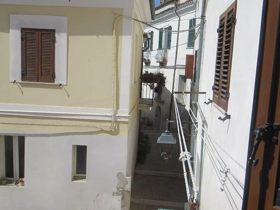 Immagine 15 di Appartamento in vendita  in Piazza D'Albenzio 15 a Brittoli