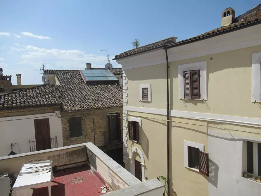 Immagine 16 di Appartamento in vendita  in Piazza D'Albenzio 15 a Brittoli
