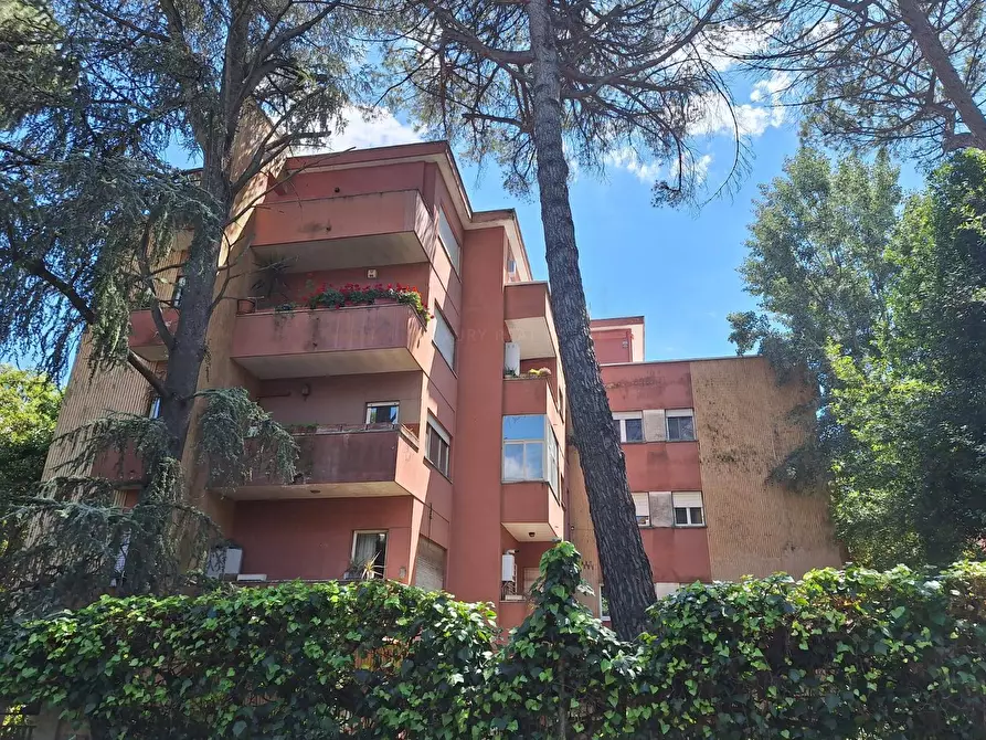 Immagine 1 di Appartamento in affitto  in Via Della Mendola a Roma