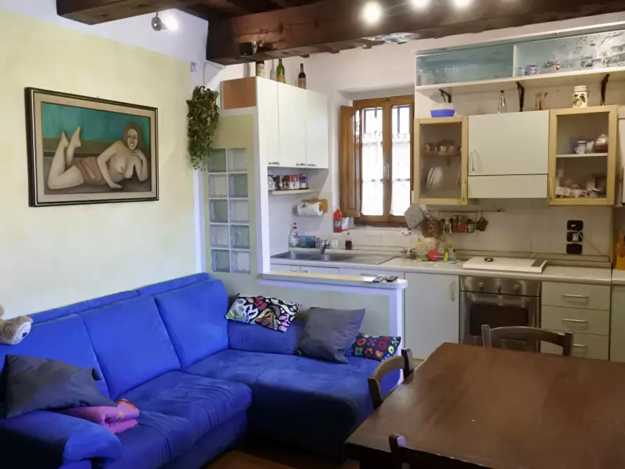 Immagine 1 di Appartamento in vendita  in Via Aldo Moro a Cavriglia