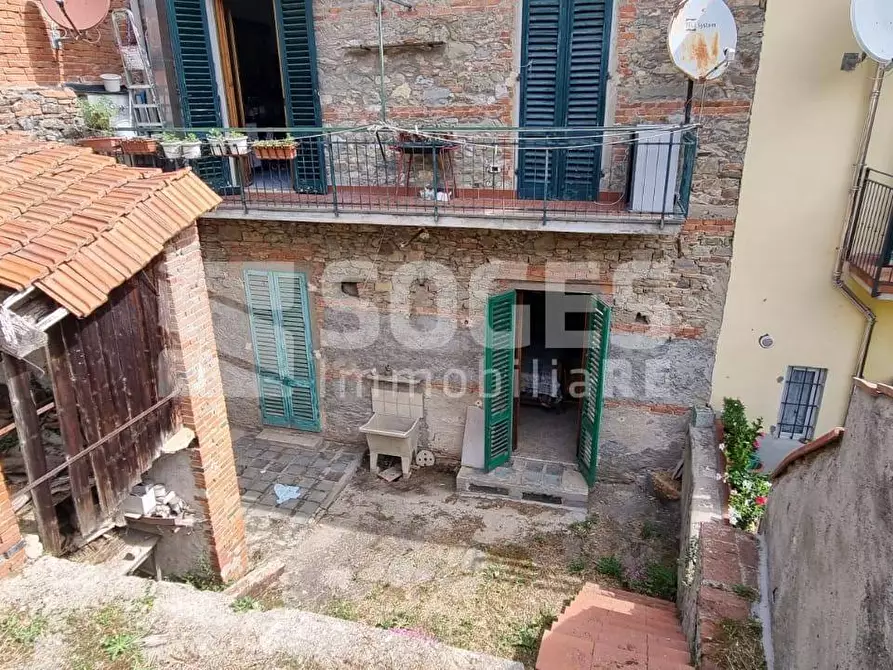 Immagine 2 di Appartamento in vendita  in Via della Stazione a Bucine