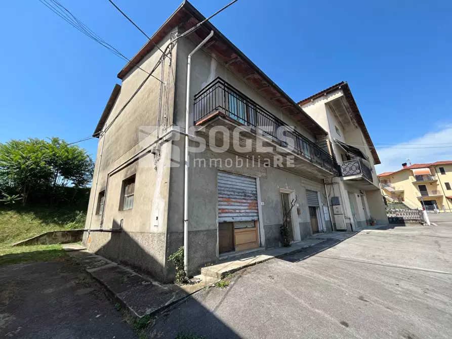 Immagine 1 di Casa indipendente in vendita  in via Manzardo a Bucine
