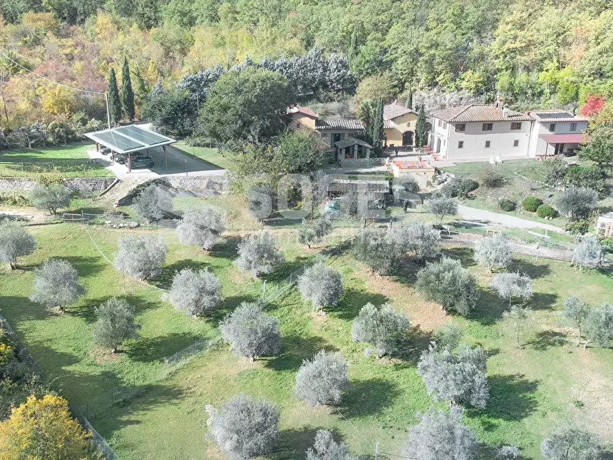 Immagine 1 di Villa in vendita  in Via di Terzano a Bagno A Ripoli