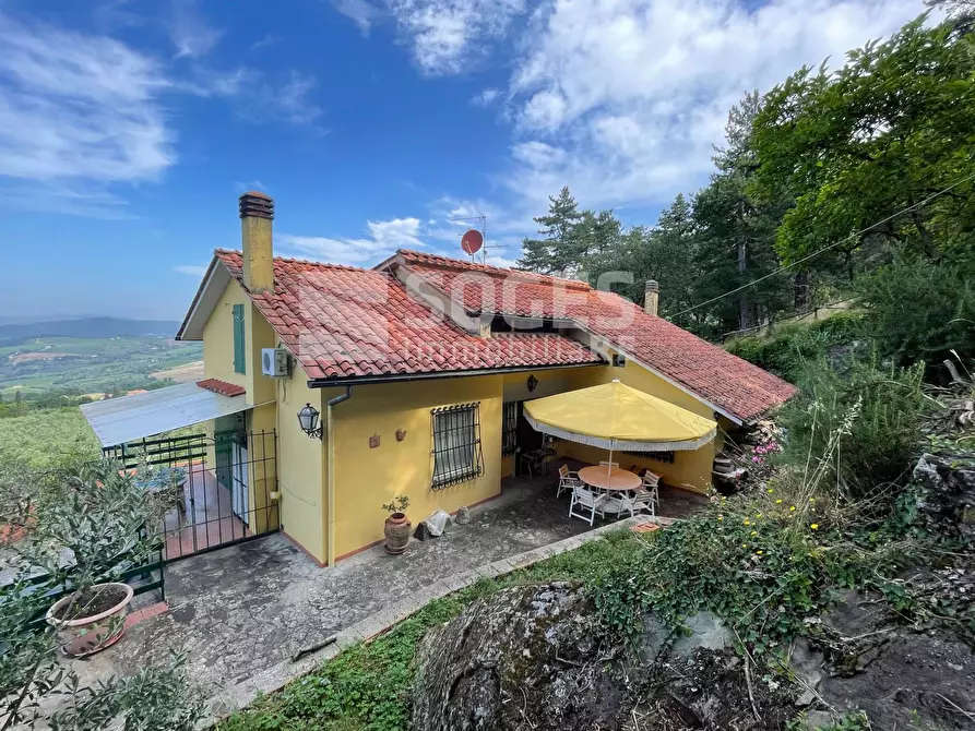 Immagine 1 di Villa in vendita  in Paterno a Pelago