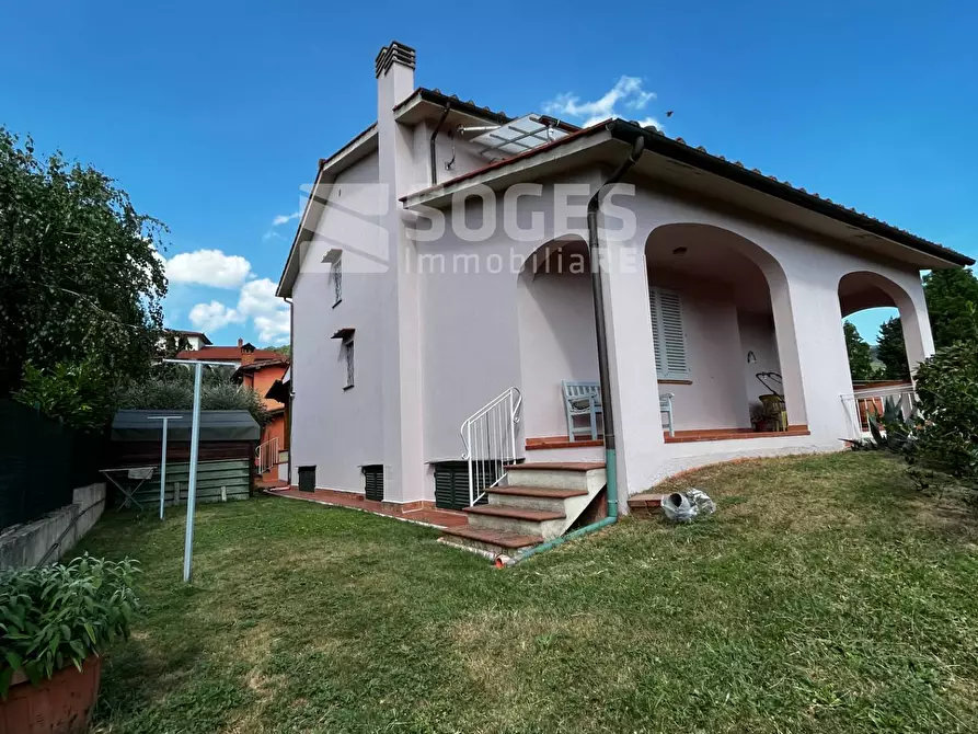 Immagine 1 di Villa in vendita  in via poggio bonetti a Castelfranco Piandiscò