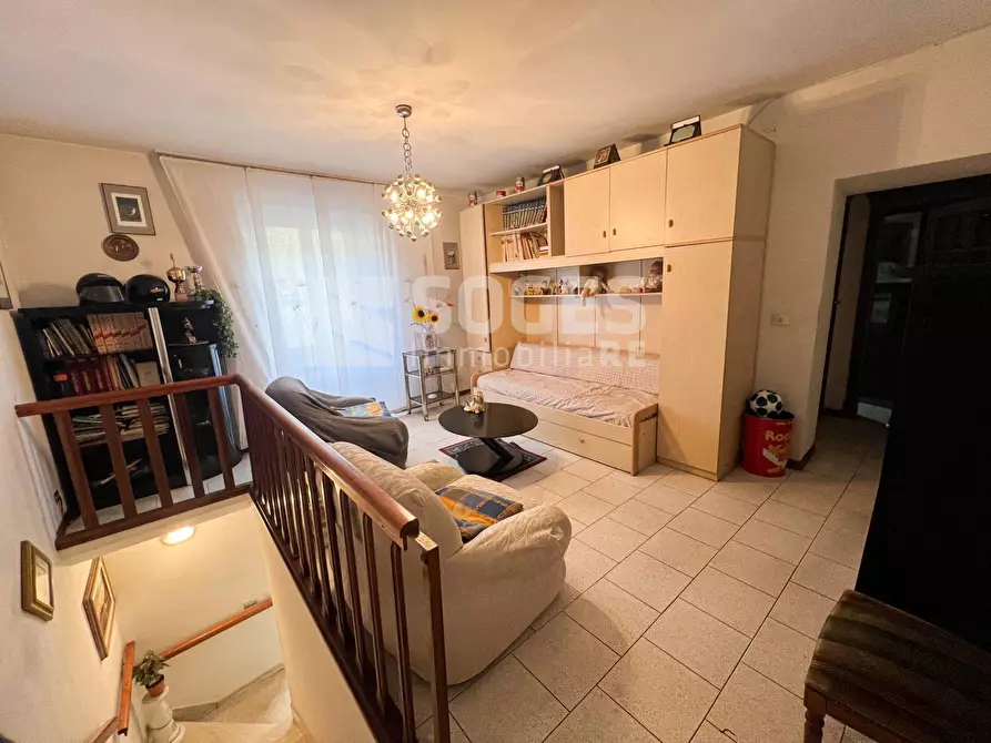 Immagine 1 di Appartamento in vendita  in Via Roma a Bucine