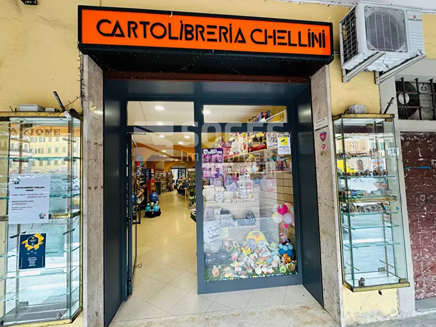 Immagine 1 di Attività commerciale in vendita  in Piazza Marsilio Ficino a Figline Valdarno