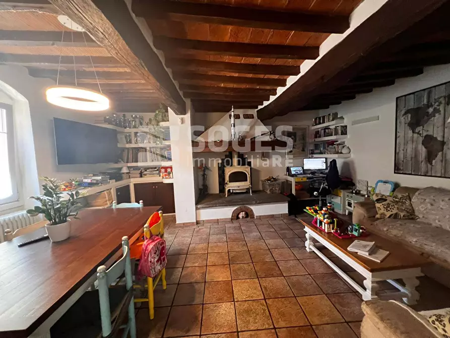 Immagine 3 di Appartamento in vendita  in Via Sagginalese a Borgo San Lorenzo