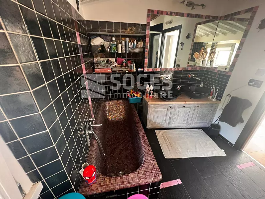 Immagine 11 di Appartamento in vendita  in Via Sagginalese a Borgo San Lorenzo