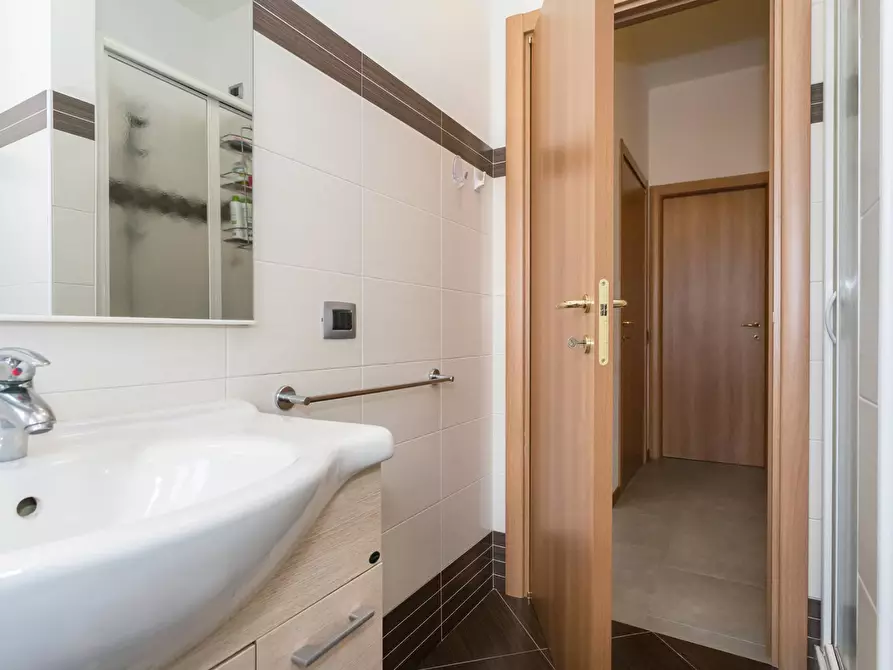 Immagine 17 di Appartamento in affitto  in Via Alberico Da Rosciate 28 a Bergamo