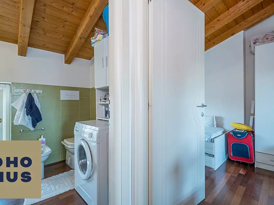 Immagine 10 di Appartamento in vendita  in Via IV Novembre 3 a Seriate