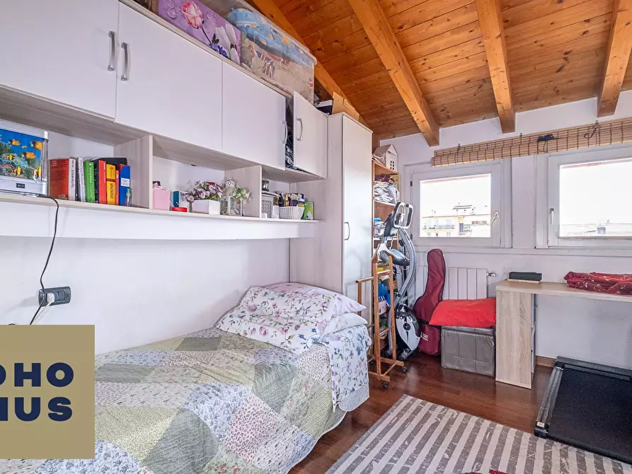 Immagine 18 di Appartamento in vendita  in Via IV Novembre 3 a Seriate