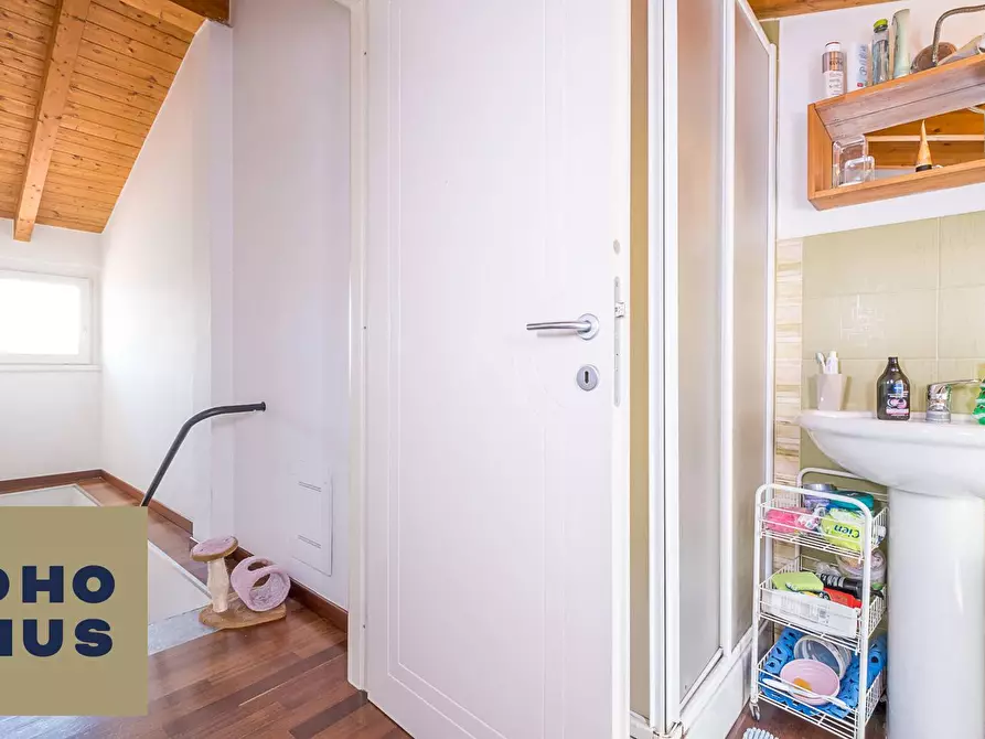 Immagine 9 di Appartamento in vendita  in Via IV Novembre 3 a Seriate