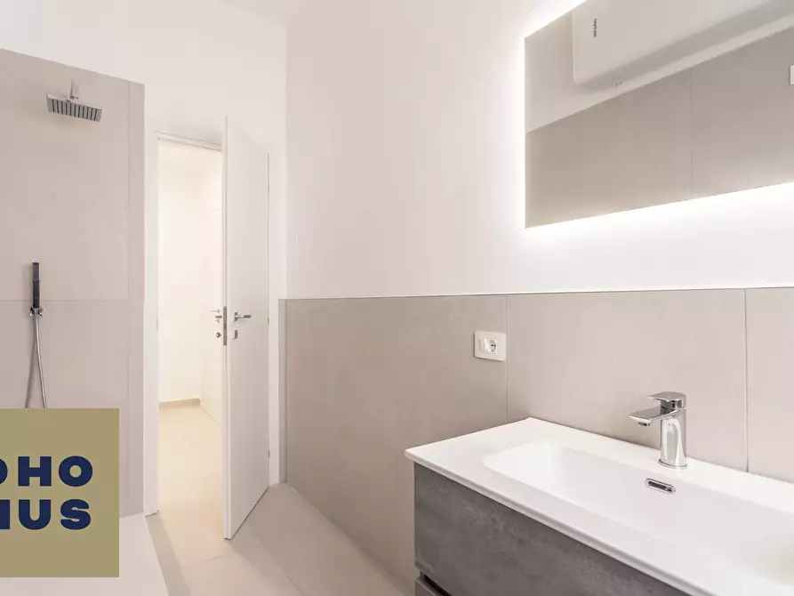 Immagine 8 di Appartamento in vendita  in Viale Repubblica 35 a Crema