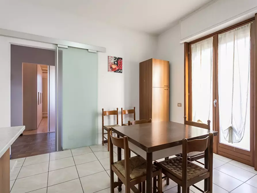 Immagine 3 di Appartamento in affitto  in via Rossini 9 a Azzano San Paolo