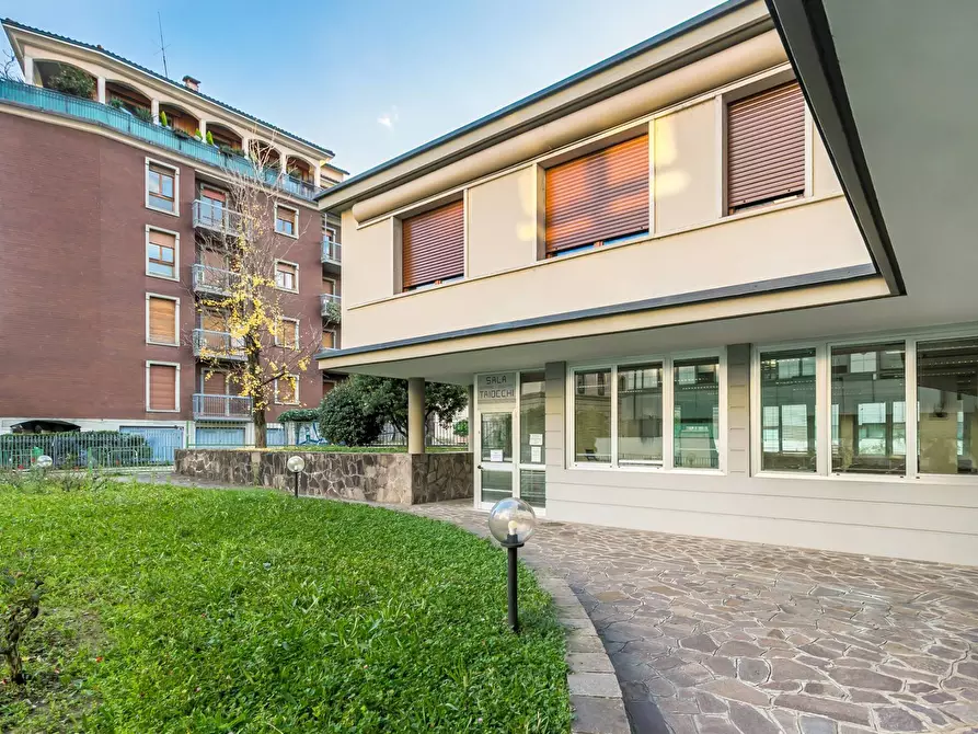 Immagine 18 di Locale commerciale in affitto  in Via San Benedetto 3 a Bergamo