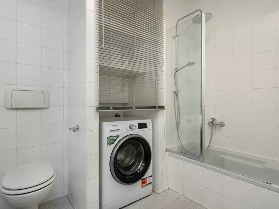 Immagine 19 di Appartamento in affitto  in VIA MORONI 65 a Bergamo