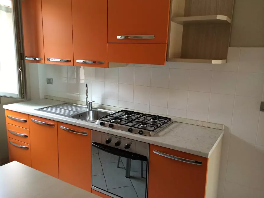 Immagine 3 di Appartamento in affitto  in Via Donizetti 16 a Dalmine