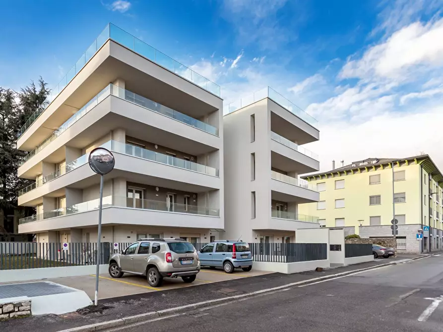 Immagine 14 di Appartamento in affitto  in Via Ponchielli 20 a Bergamo