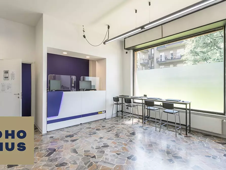 Immagine 7 di Locale commerciale in vendita  in Via Vittorio Veneto 57 a Bonate Sotto