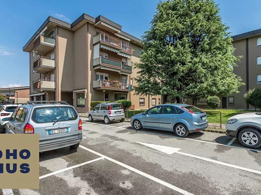 Immagine 22 di Locale commerciale in vendita  in Via Vittorio Veneto 57 a Bonate Sotto