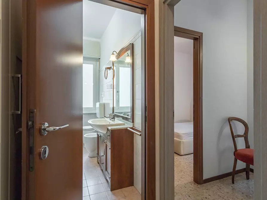 Immagine 13 di Appartamento in affitto  in via Venanzio 2 a Bergamo