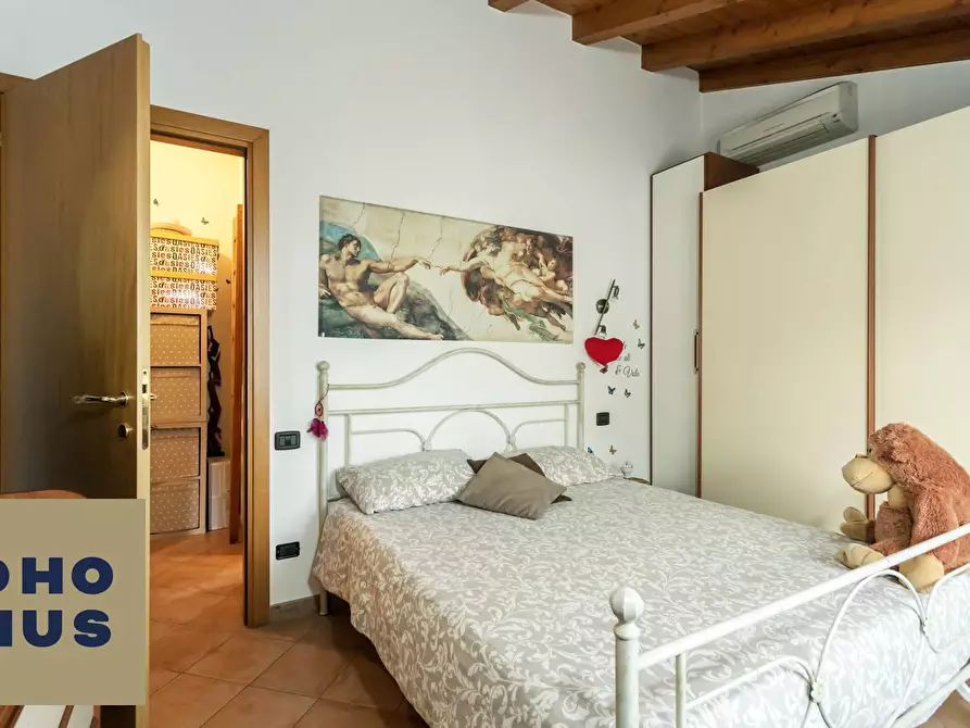 Immagine 14 di Appartamento in vendita  in Via Nino Rota 3 a Mozzo