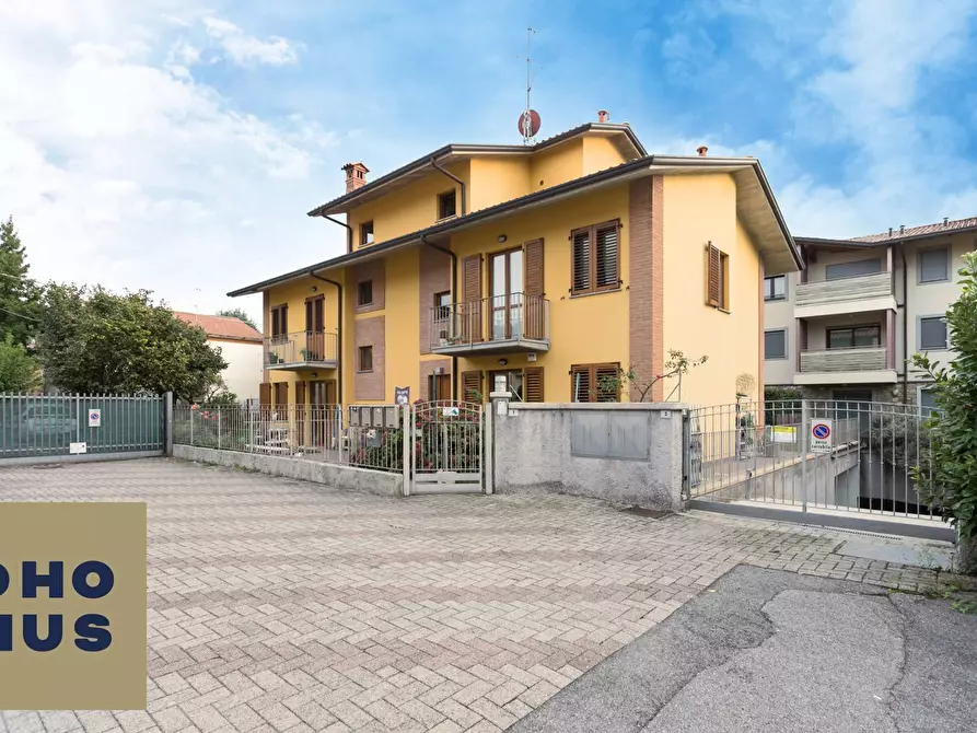 Immagine 19 di Appartamento in vendita  in Via Nino Rota 3 a Mozzo