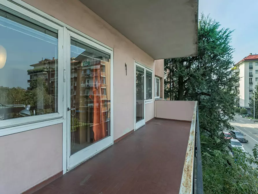 Immagine 11 di Appartamento in affitto  in Via Leopardi 1 a Bergamo