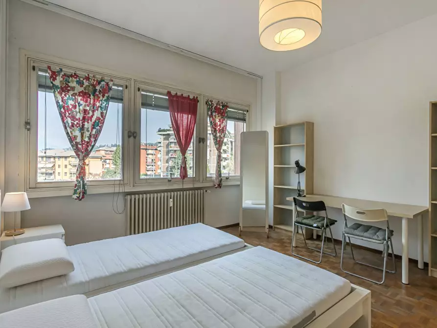 Immagine 14 di Appartamento in affitto  in Via Leopardi 1 a Bergamo