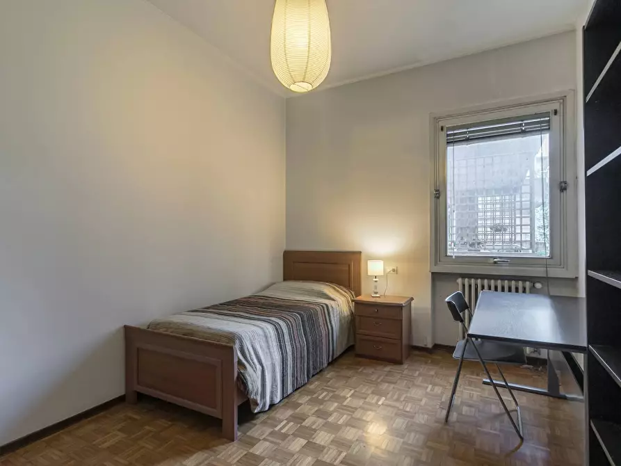 Immagine 19 di Appartamento in affitto  in Via Leopardi 1 a Bergamo