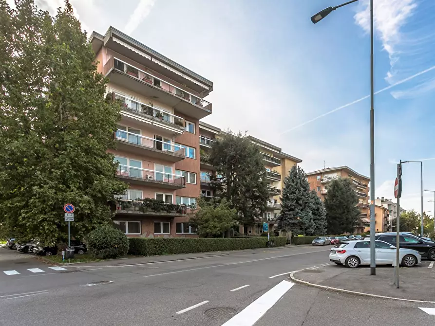 Immagine 21 di Appartamento in affitto  in Via Leopardi 1 a Bergamo